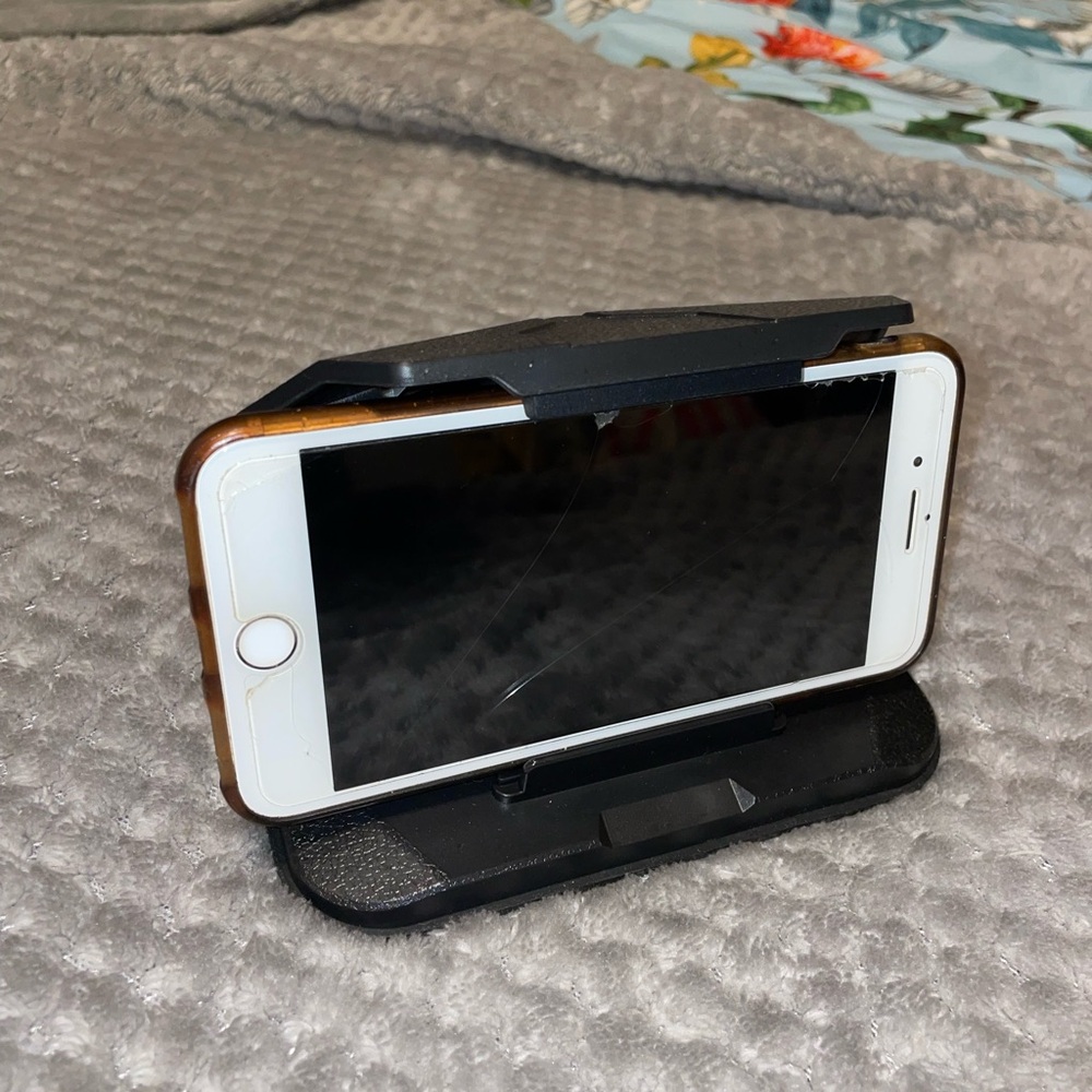 Phone/tablet car mount